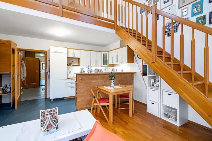 Pronájem bytu 3+kk, Beroun, Náměstí Joachima Barranda, 81 m2