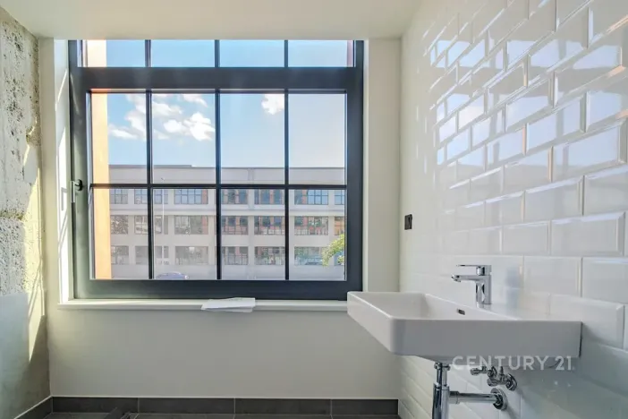 Prodej atypického bytu, Praha - Vysočany, Kolbenova, 144 m2