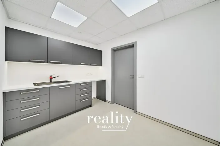 Pronájem ordinace, Znojmo, 28 m2