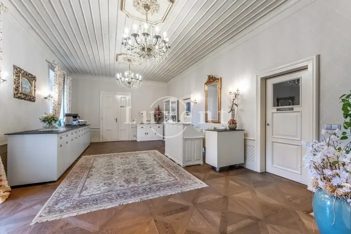 Prodej domu, Trnová, 1585 m2