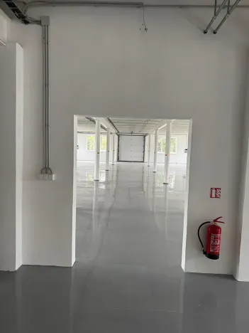 Pronájem skladu, Ostrov, 130 m2