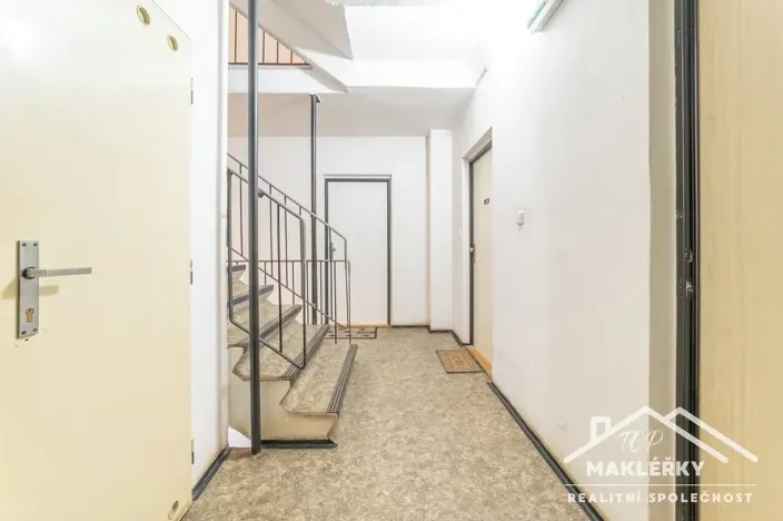 Pronájem bytu 1+kk, Český Brod, Palackého, 27 m2