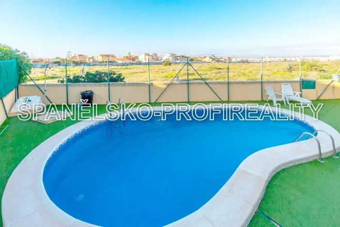 Prodej rodinného domu, Alicante, Španělsko, 111 m2