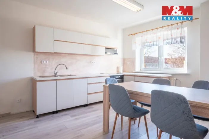 Prodej rodinného domu, Skály, 180 m2