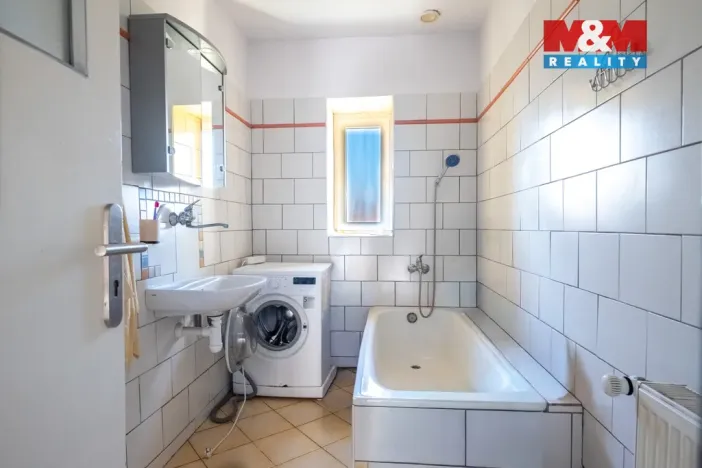 Prodej rodinného domu, Skály, 180 m2