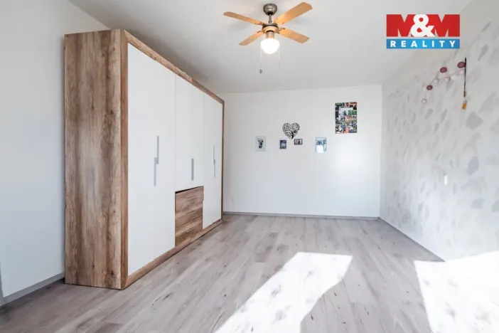 Prodej rodinného domu, Skály, 180 m2