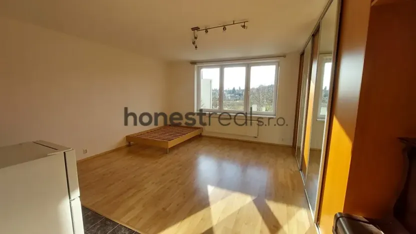 Pronájem bytu 1+kk, Brno, Nadační, 36 m2