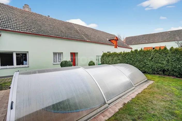 Prodej rodinného domu, Benešovice, 231 m2