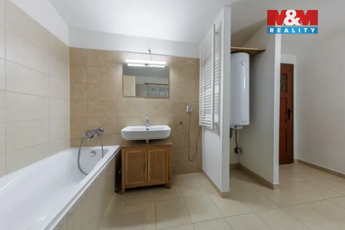 Prodej rodinného domu, Krásný Les - Damice, 188 m2