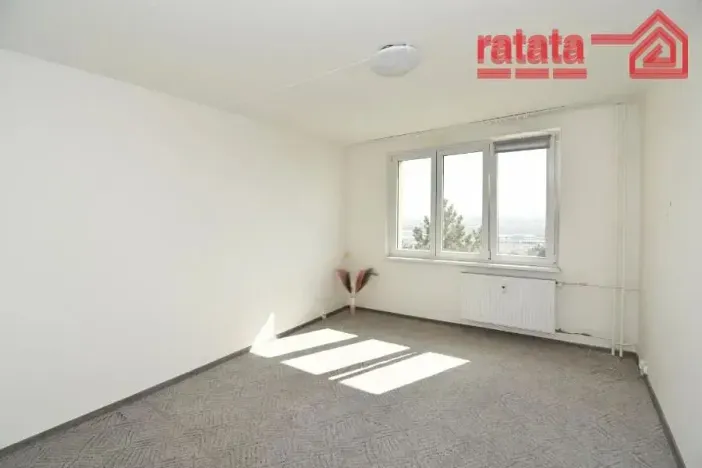 Pronájem bytu 1+1, Chomutov, Borová, 36 m2