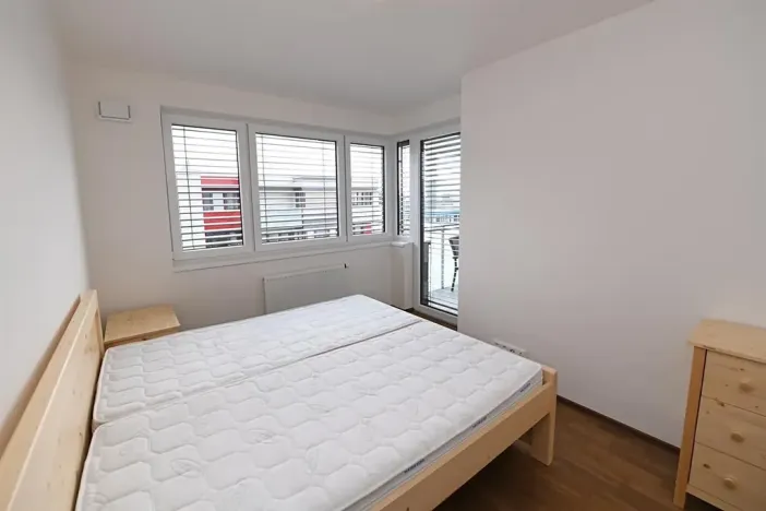 Pronájem bytu 2+kk, Praha - Jinonice, Pod stolovou horou, 54 m2