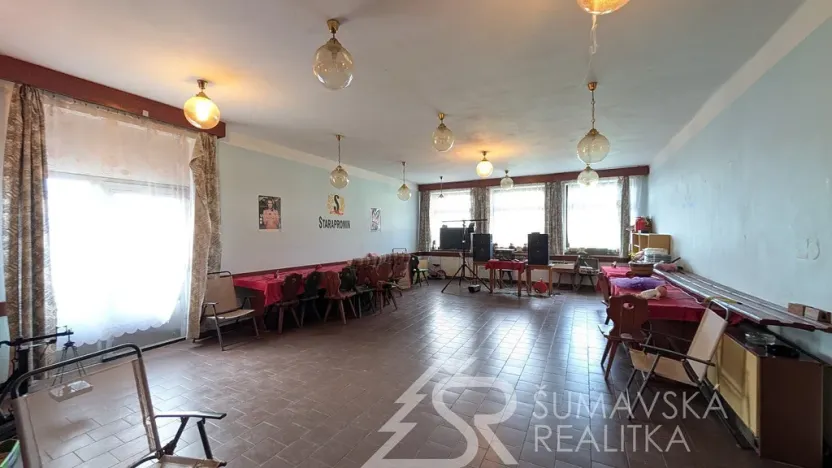 Prodej obchodního prostoru, Předslav, 494 m2