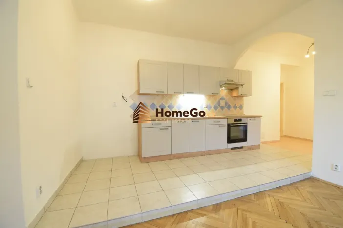 Pronájem bytu 2+kk, Praha - Nusle, U gymnázia, 56 m2