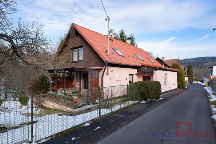 Prodej rodinného domu, Krásná, 307 m2