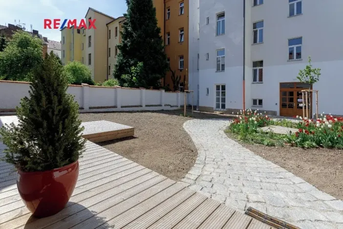 Pronájem bytu 1+kk, Plzeň, Jablonského, 35 m2