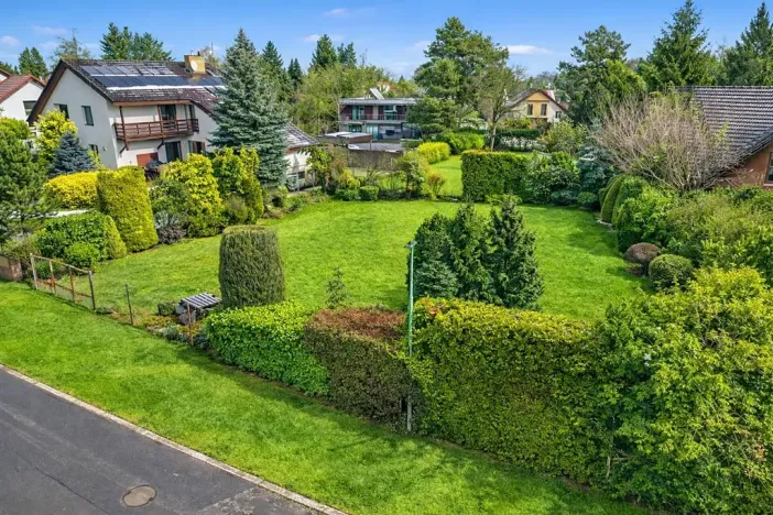 Prodej pozemku, Praha, V jehličině, 941 m2