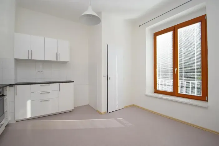 Pronájem bytu 3+1, Praha - Vršovice, Volyňská, 91 m2