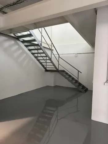 Pronájem skladu, Ostrov, 370 m2