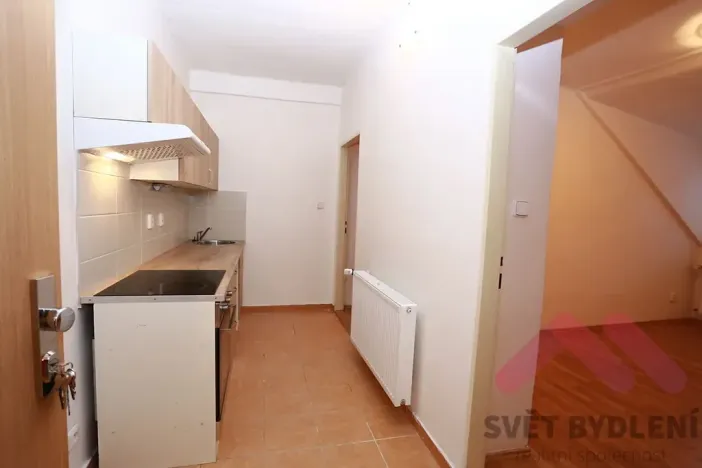 Pronájem bytu 2+kk, Praha - Vršovice, Tolstého, 45 m2