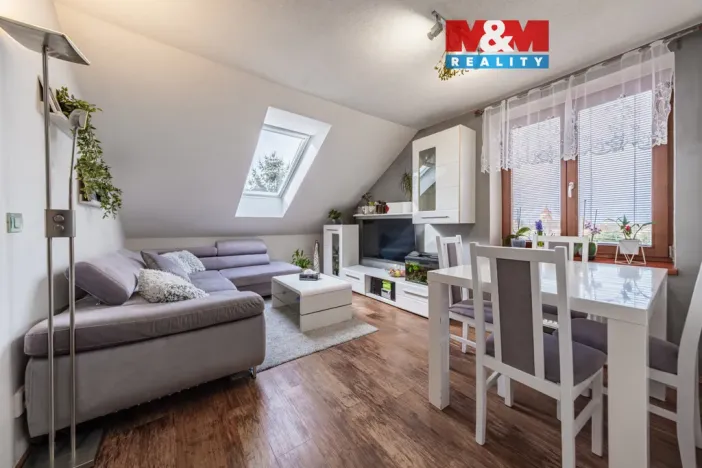 Prodej bytu 3+kk, Nehvizdy, Horoušanská, 61 m2