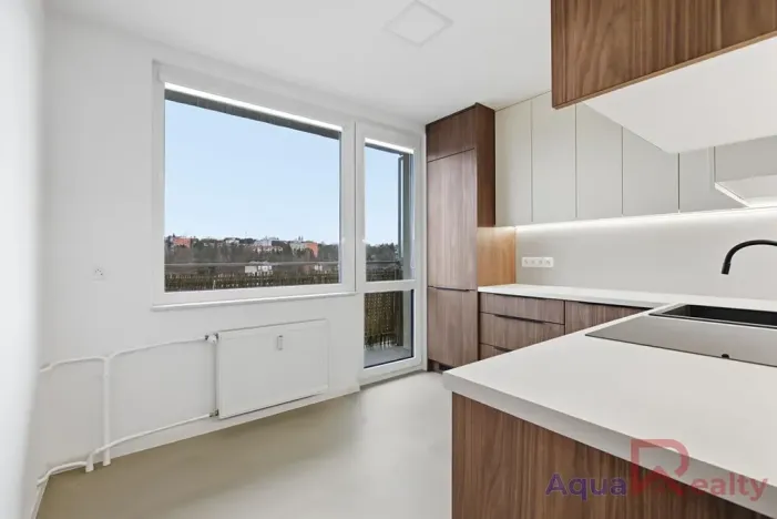 Prodej bytu 3+1, Karlovy Vary, Vítězná, 74 m2