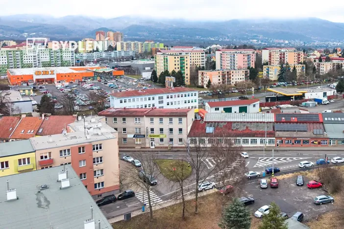 Pronájem kanceláře, Teplice, Modlanská, 153 m2