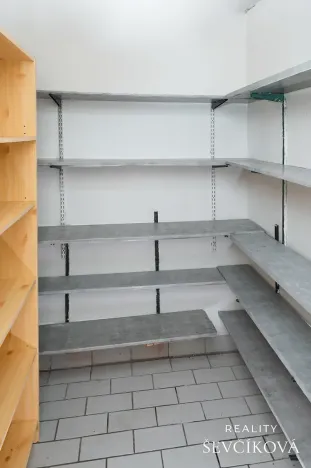 Prodej bytu 2+1, Hradec Králové, Pospíšilova, 69 m2