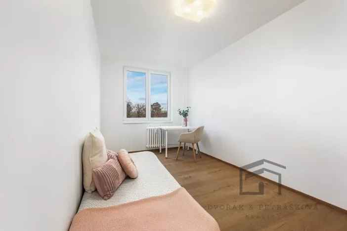 Pronájem bytu 4+kk, Praha - Modřany, Levského, 73 m2