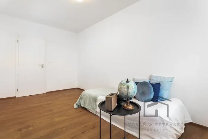 Pronájem bytu 4+kk, Praha - Modřany, Levského, 73 m2