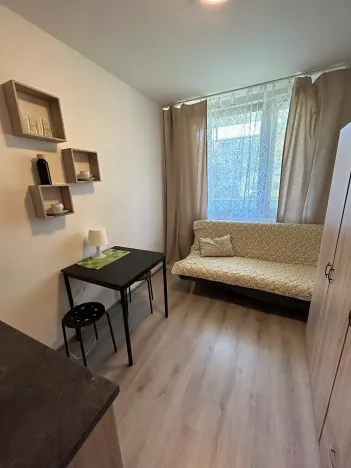 Pronájem bytu 1+kk, Kladno, Hřebečská, 18 m2