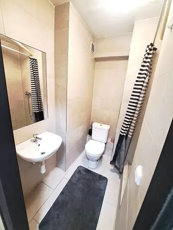 Pronájem bytu 1+kk, Praha - Radotín, Vrážská, 28 m2