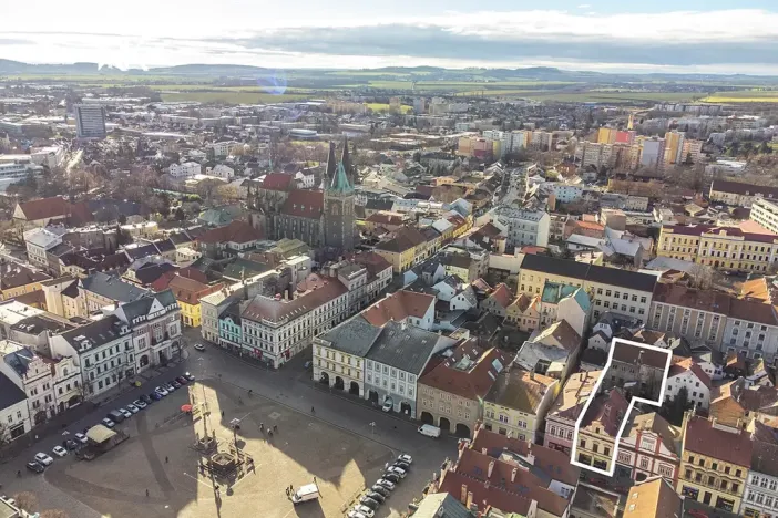 Prodej obchodního prostoru, Kolín, Pražská, 600 m2