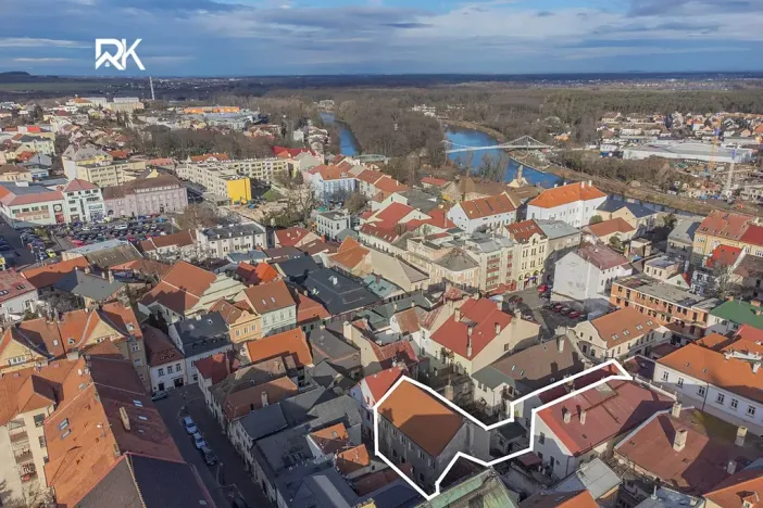 Prodej obchodního prostoru, Kolín, Pražská, 600 m2