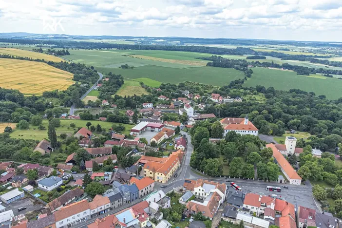 Prodej rodinného domu, Zásmuky, Komenského nám., 133 m2