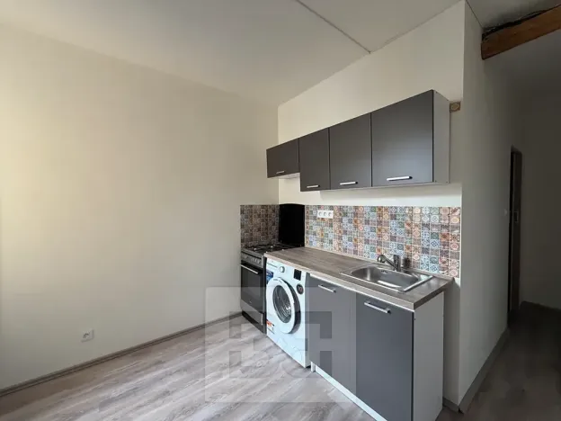 Pronájem bytu 2+1, Karlovy Vary, Koptova, 55 m2