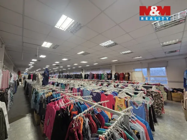 Pronájem obchodního prostoru, Praha - Prosek, Prosecká, 547 m2