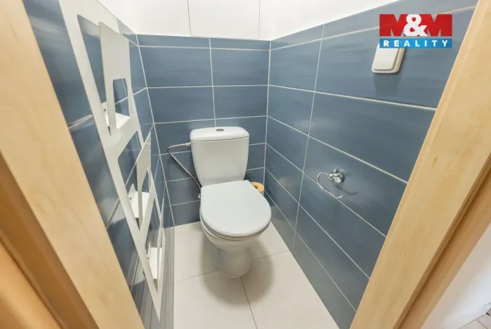 Prodej bytu 3+1, Praha - Prosek, Kytlická, 79 m2