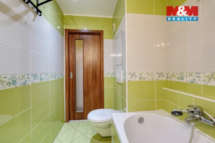 Prodej bytu 2+1, Karlovy Vary - Drahovice, Anglická, 55 m2