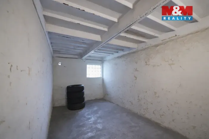 Prodej garáže, Havlíčkův Brod, Ledečská, 18 m2