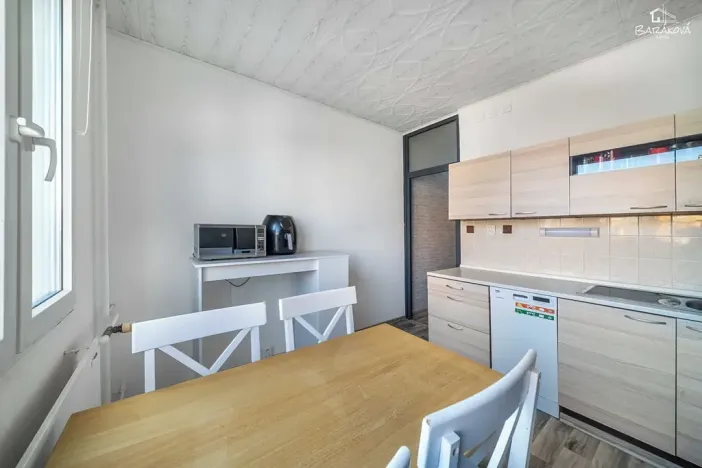 Prodej bytu 3+1, Plzeň, Nýřanská, 63 m2