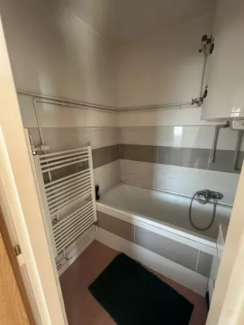 Pronájem bytu 3+1, Katusice, Polní, 90 m2