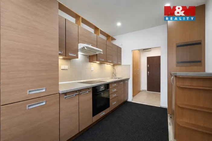 Pronájem bytu 1+1, Karlovy Vary - Rybáře, Nákladní, 33 m2