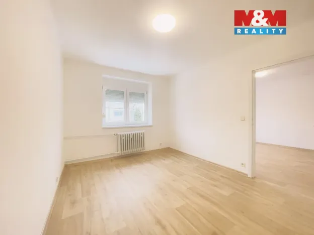 Pronájem bytu 2+1, Zlín, Štefánikova, 54 m2