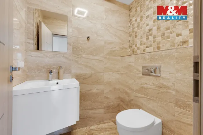 Prodej rodinného domu, Tmaň, K Vodojemu, 188 m2