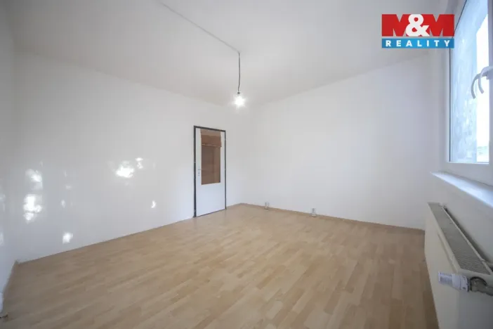 Prodej bytu 2+1, Děčín - Děčín V-Rozbělesy, Závodní, 43 m2