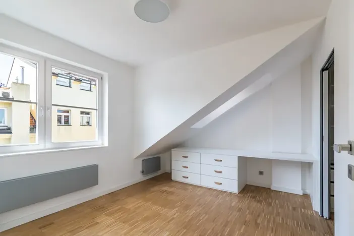 Pronájem bytu 2+kk, Praha - Nové Město, Zlatnická, 48 m2