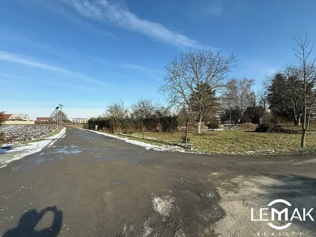 Prodej pozemku pro bydlení, Kožušany-Tážaly, 1105 m2