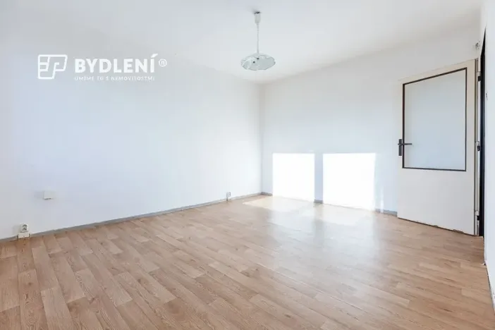 Prodej bytu 1+1, Hrob, Rybniční, 27 m2