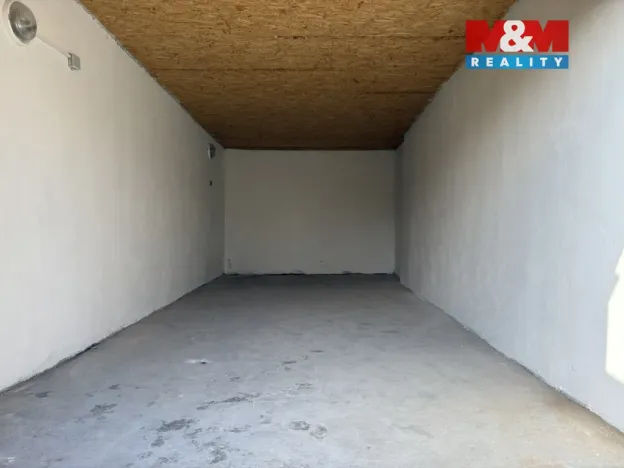 Pronájem garáže, Ostrava, Rozumova, 19 m2