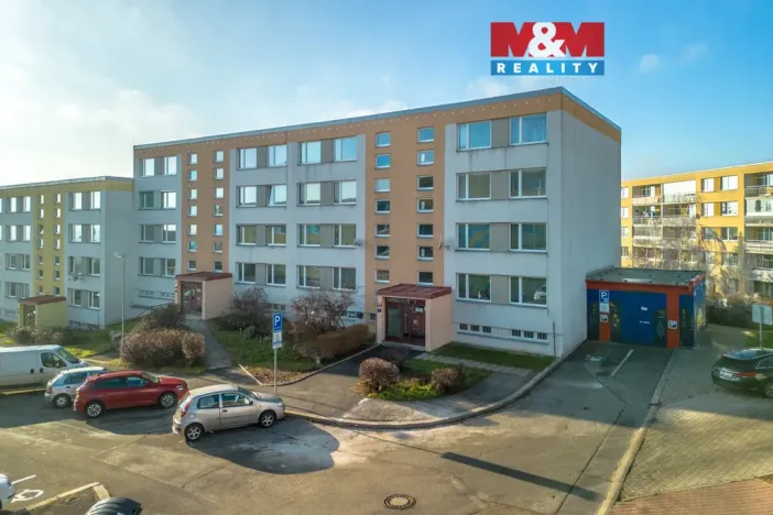 Pronájem bytu 2+kk, Praha - Kobylisy, Chotovická, 43 m2